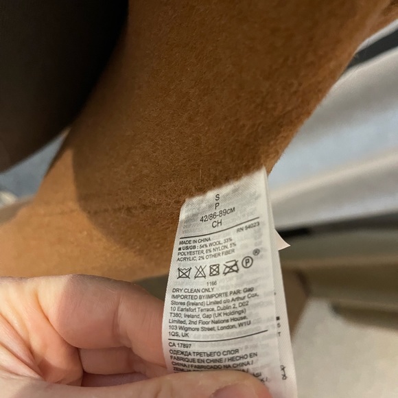 Banana Republic car coat - Picture 3 of 4